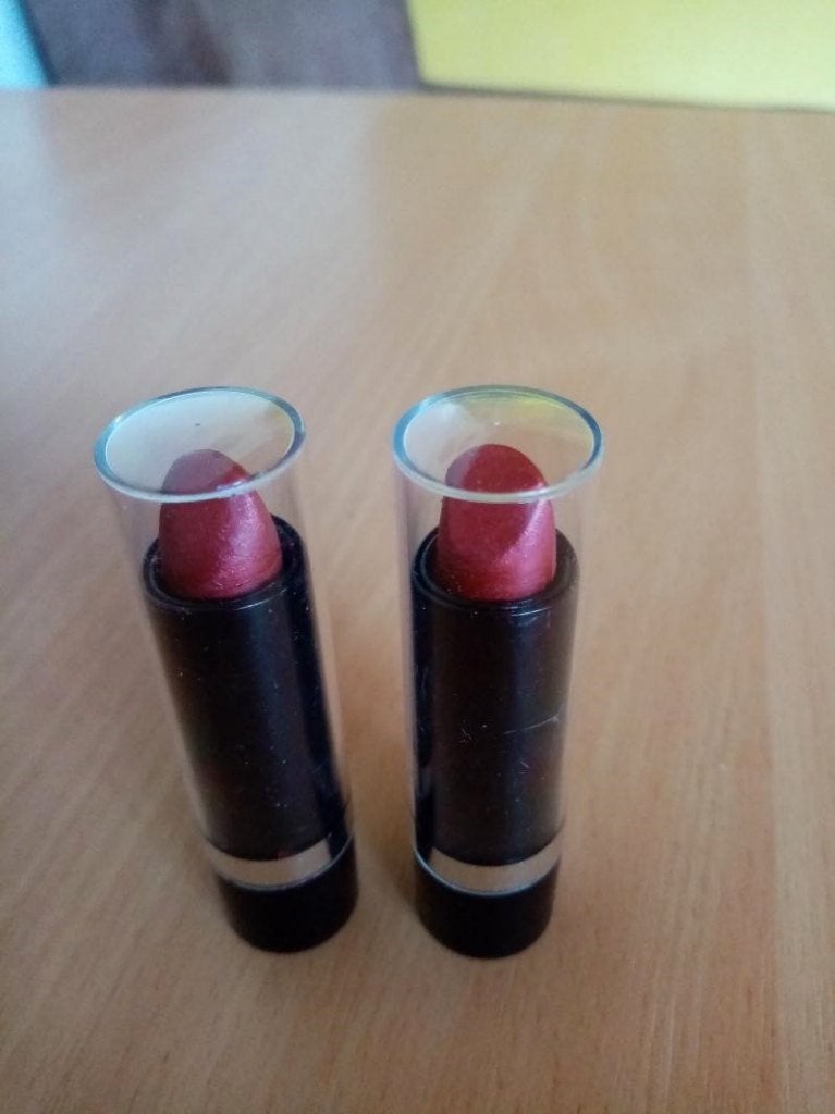 2x nieuw zomerse roze rood nacre lippenstift lipstick, Lippen, Nieuw, Ophalen of Verzenden, Make-up