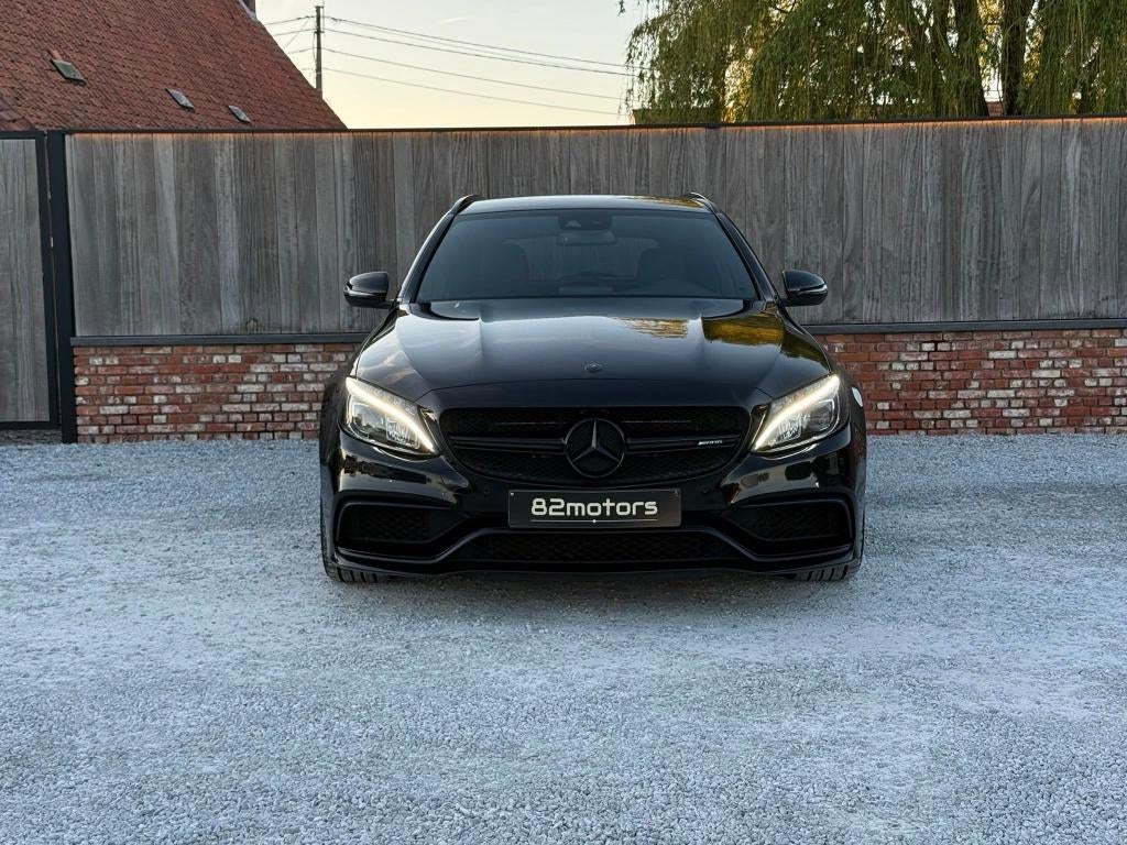 mercedes c63 AMG/lichte vracht/btw aftrekbaar/led/105000km, Auto's, Automaat, Achterwielaandrijving, Zwart, Bedrijf