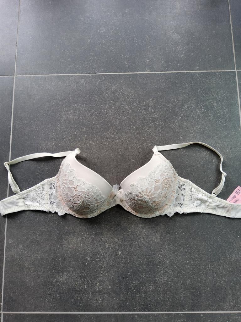 Witte BH met kant 70E Hünkemöller, Hunkemoller, Ophalen of Verzenden, Wit, BH