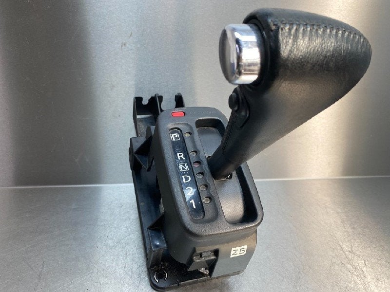 AUTOMAAT POOK ABS Nissan X-Trail (T30) (01-2001/01-2013), Gebruikt, Nissan