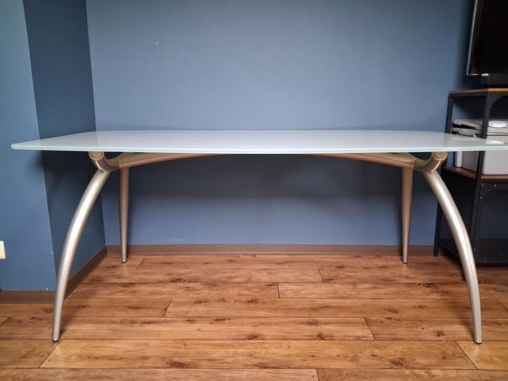 Melkglazen tafel 'Calligaris', Ophalen