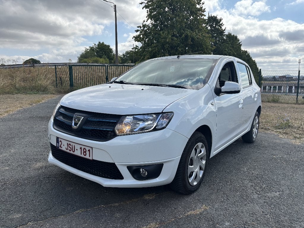 Dacia Sandero, Voorwielaandrijving, Stof, 4 cilinders, Wit