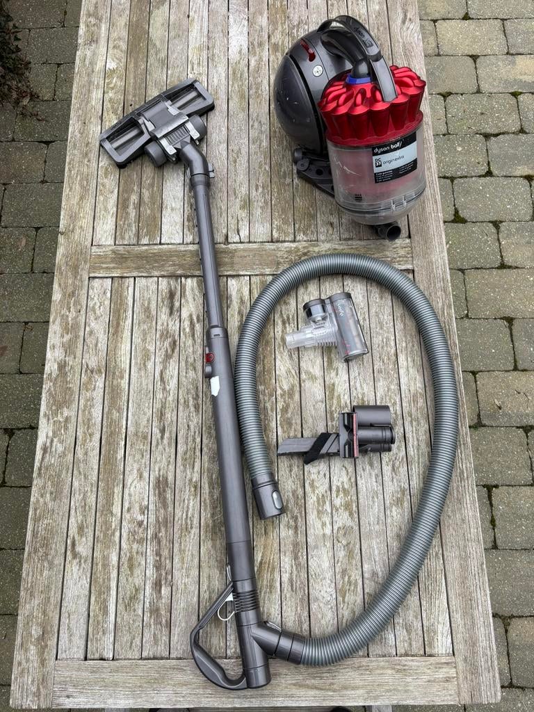 Dyson Ball DC37 + brosses & accessoires, Electroménager, Enlèvement ou Envoi, Ne fonctionne pas, Réservoir, Aspirateur