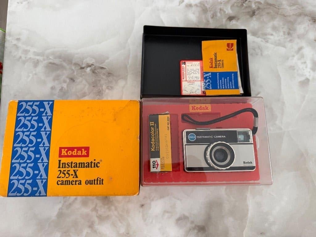 Camera kodak instamatic 255-x agfamatic pocket, Enlèvement, Kodak