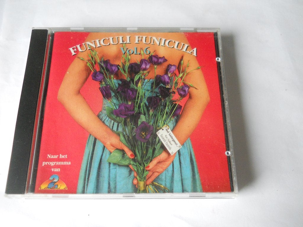 CD - RADIO 2 - FUNICULI FUNICULA - vol 6, Cd's en Dvd's, Wereldmuziek, Ophalen of Verzenden, Zo goed als nieuw, Verzamelalbum