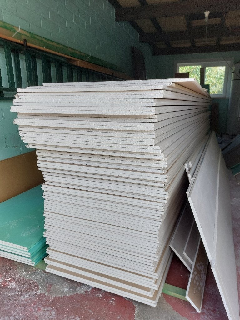 Nieuwe witte Gyproc gipsplaten en 4 dozen gyprocvijzen, Enlèvement, Neuf, Autres matériaux, Moins de 20 mm