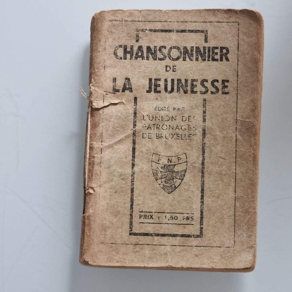 Livre " chansonnier de jeunesse", Antiquités & Art, Antiquités | Livres & Manuscrits, Enlèvement ou Envoi