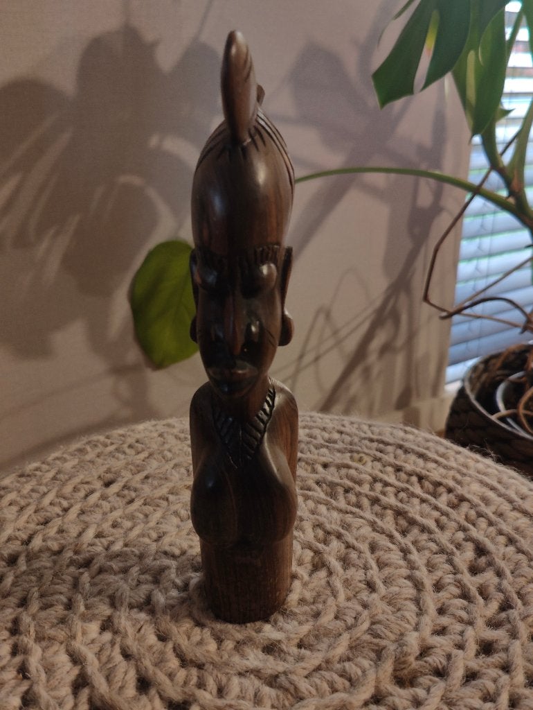 Afrikaans houten beeldje: sculptuur vrouwenbuste, Ophalen of Verzenden, Houtsnijwerk