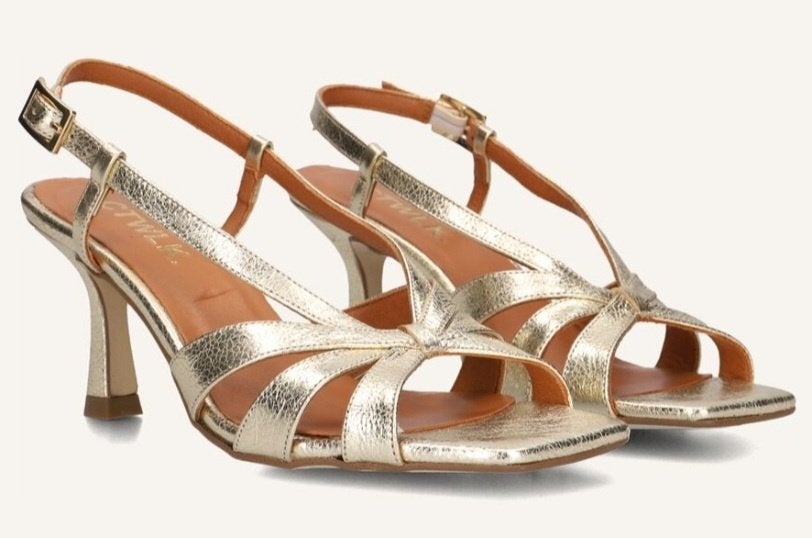 Sandalen stijlvol door de zonnige straten maat 39 nieuw, Verzenden, Nieuw, Sandalen of Muiltjes, Rianne 💯👣
