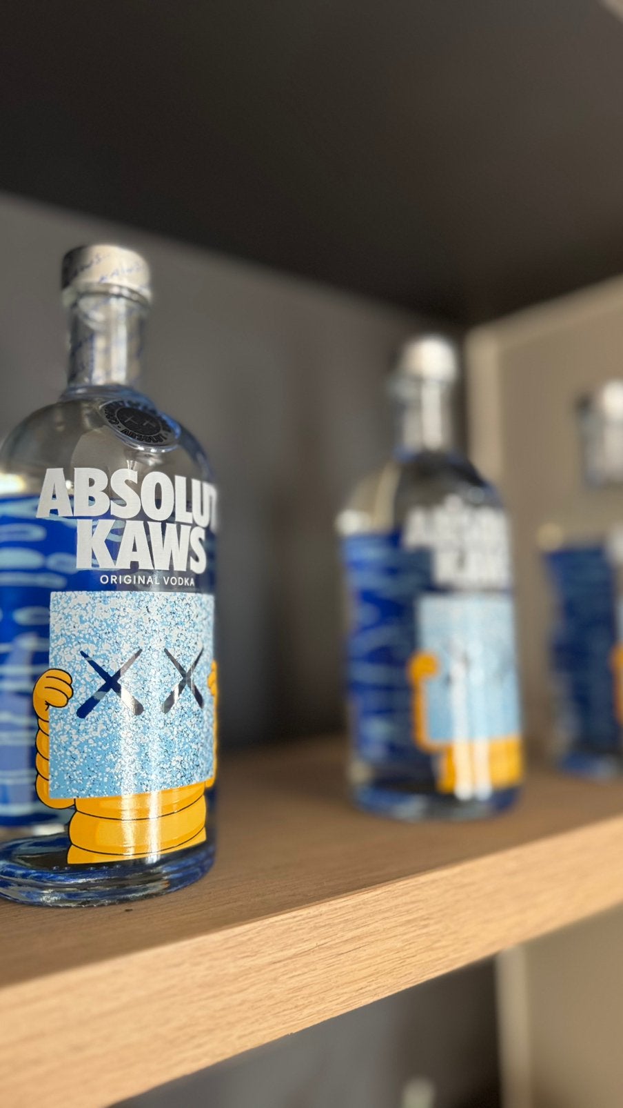 Absolut  KAWS – Édition limitée 2026 – Collector Street Art, Collections, Enlèvement ou Envoi, Neuf