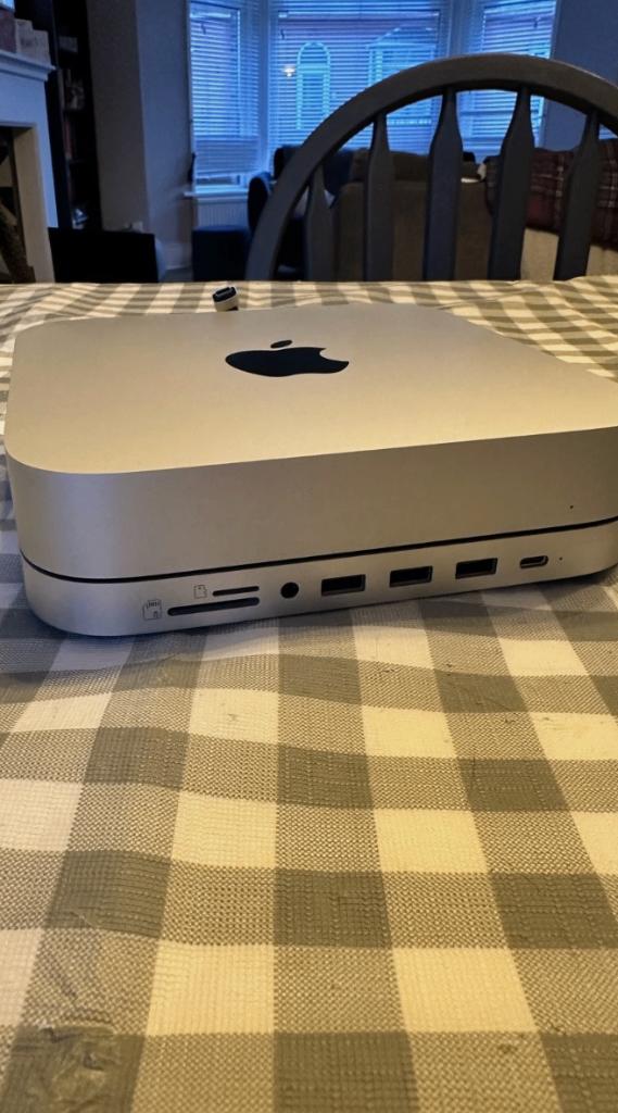 Apple Mac Mini M1, 16 Go de RAM, 1 To de SSD, Informatique & Logiciels, Apple Desktops, Enlèvement ou Envoi, SSD, 3 à 4 Ghz, Utilisé