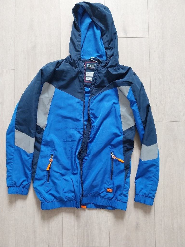 Jas unlocked, Kinderen en Baby's, Nieuw, Ophalen of Verzenden, Unlocked, Jongen