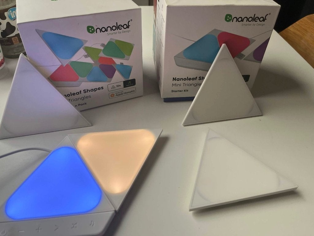 Mini-triangles Nanoleaf Shapes — 15 panneaux, Autres culots, Autres marques, Enlèvement ou Envoi, Dimmable