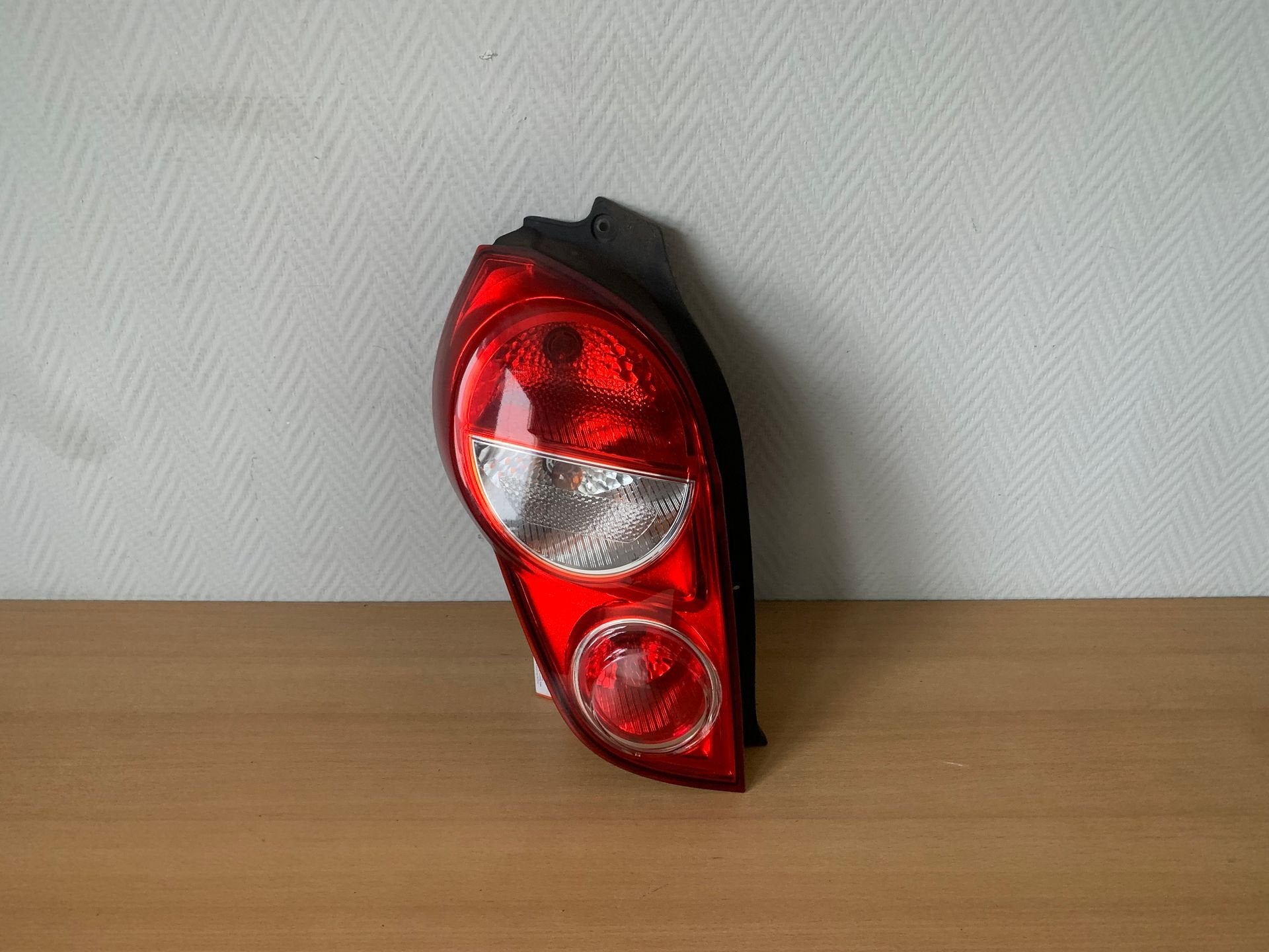 achterlicht links chevrolet spark 2013-2015 rood facelift, Gebruikt, -, Ophalen of Verzenden, -