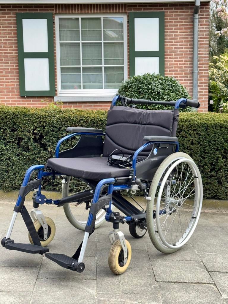 Empulse R20 – Aide à la poussée + fauteuil Vermeiren V300, Enlèvement ou Envoi, Pliant, Comme neuf, Fauteuil roulant électrique
