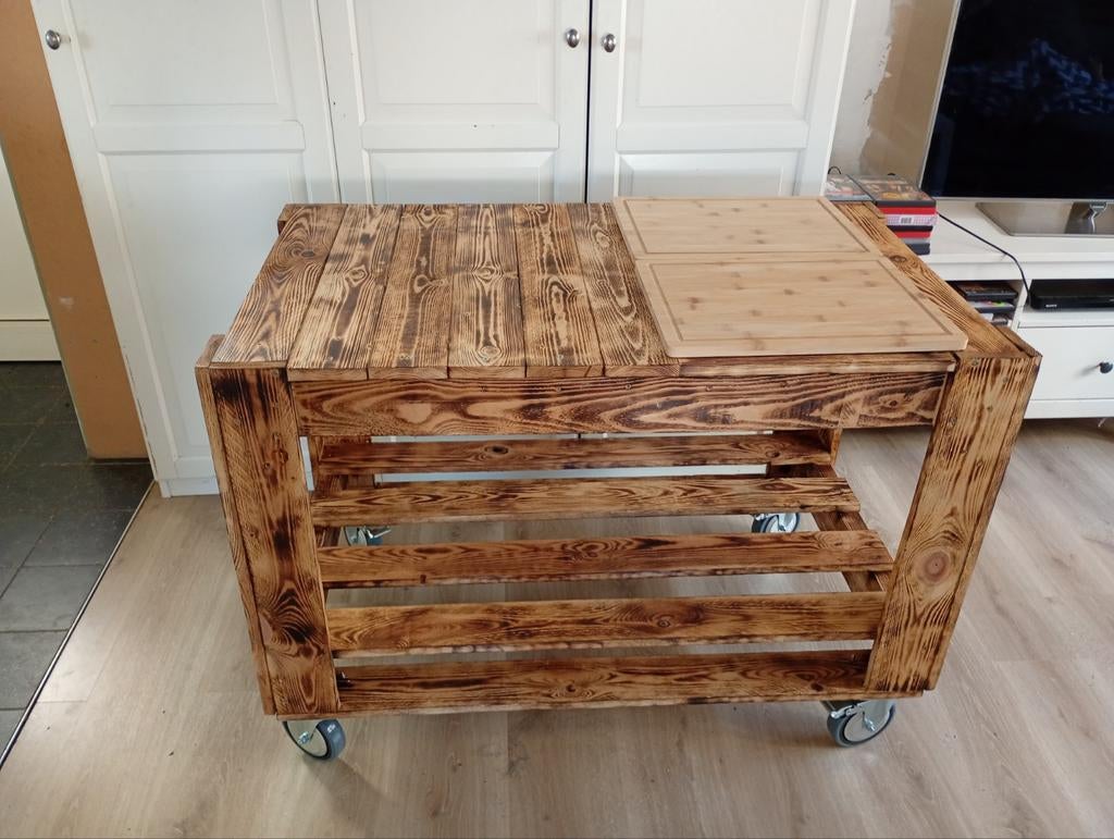 Tafel, ideaal voor naast de BBQ, Ophalen