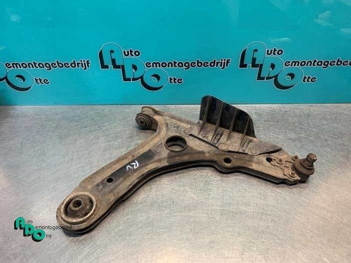Bras de suspension avant droit d'un Volkswagen Golf (Golf 91, Volkswagen, -, 3 mois de garantie, Utilisé