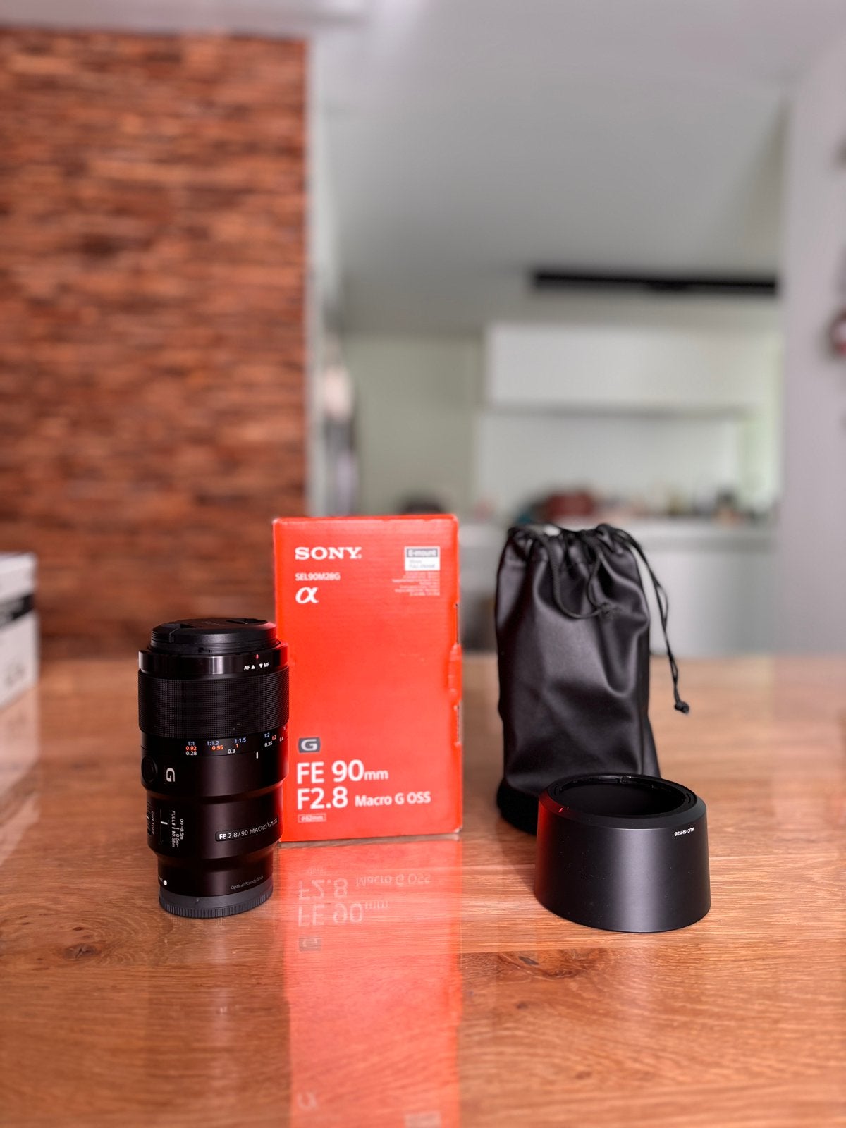 Sony FE 90mm F/2.8G Macro OSS, Ophalen, Zo goed als nieuw, Sony, Accessoires