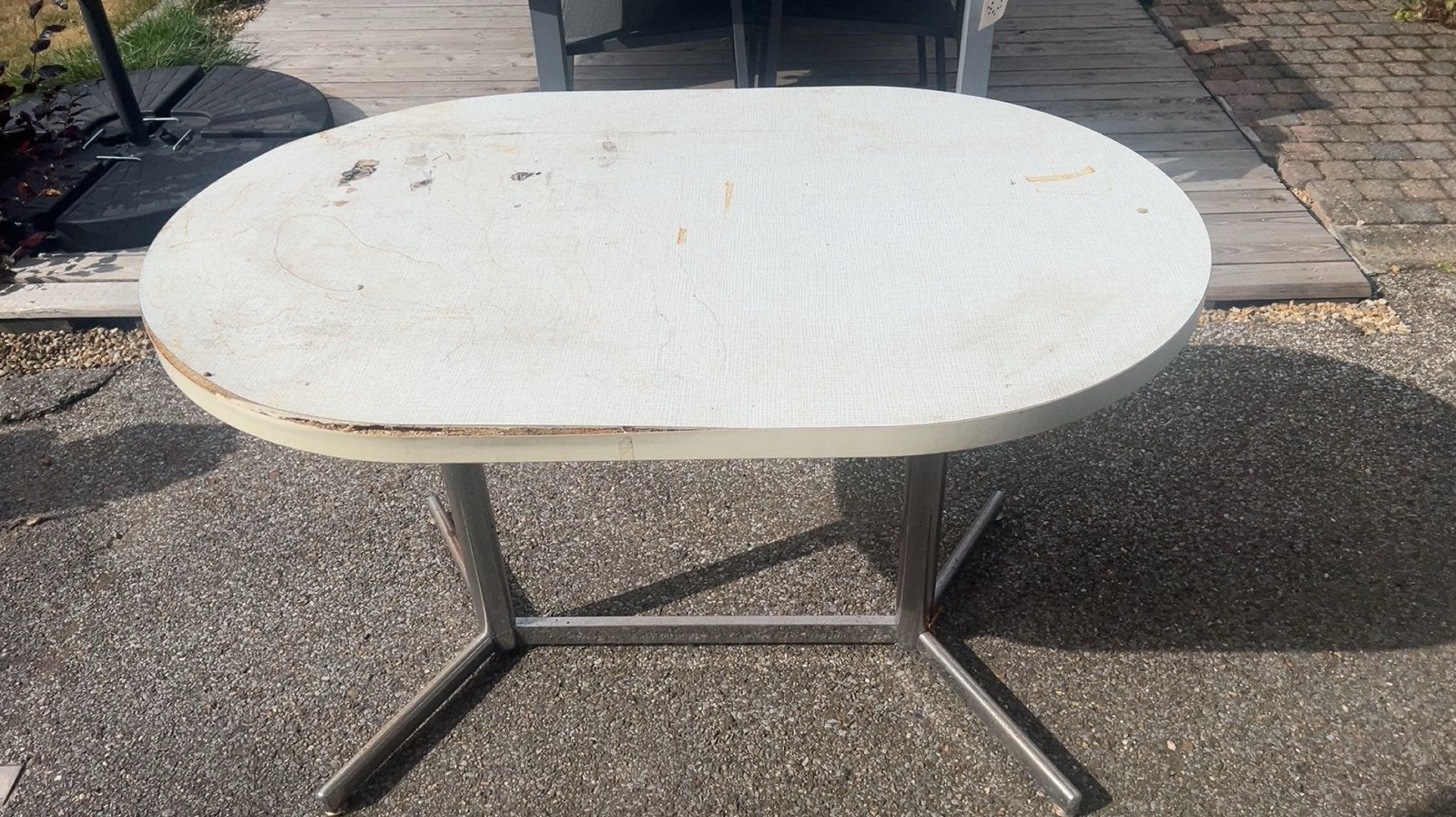 Tafel gratis af te halen, Cinq personnes ou plus, Synthétique, Enlèvement, Utilisé