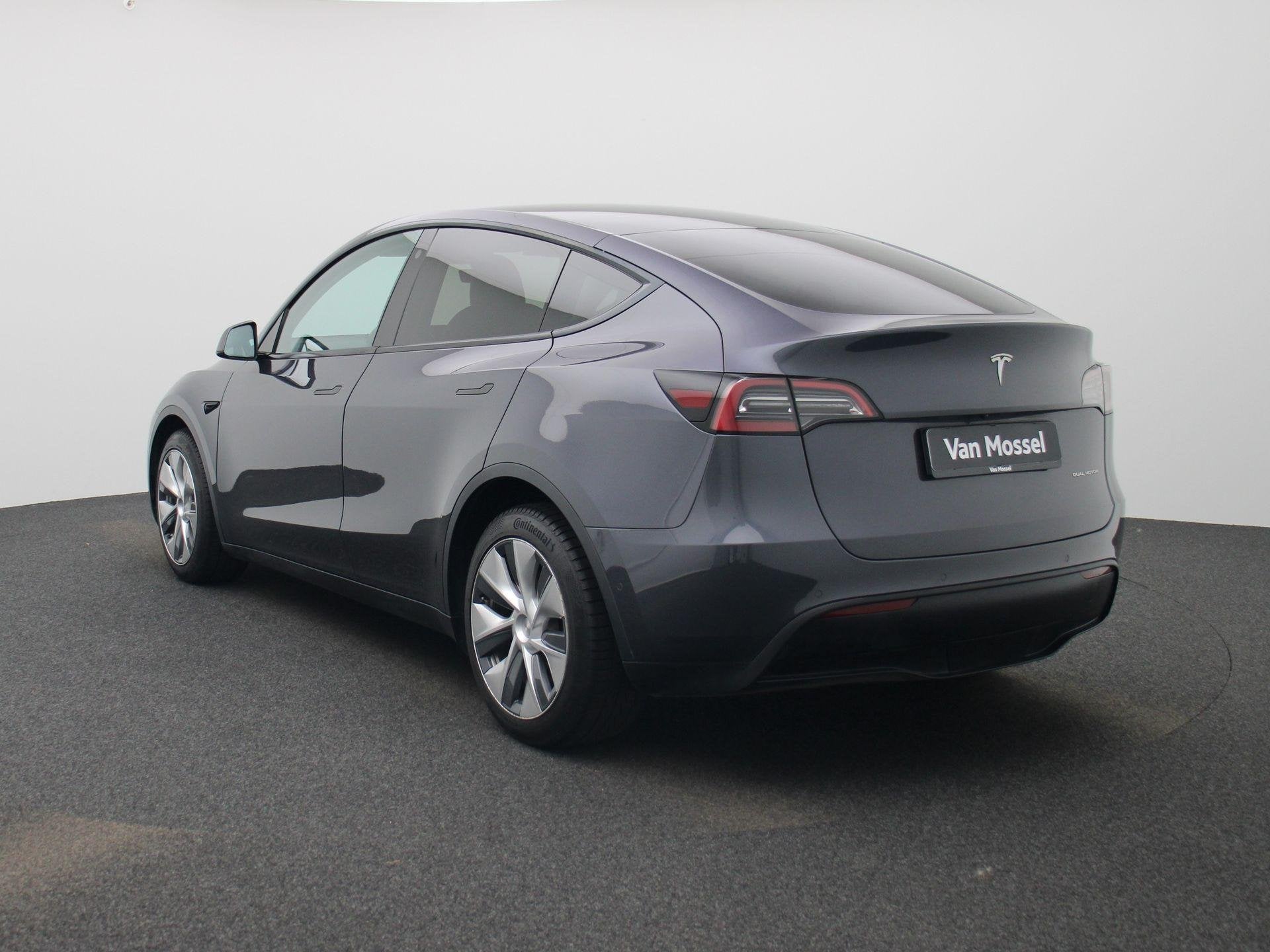 Tesla Model Y Long Range Dual Motor AWD (automatique), Autos, Tesla, 378 kW, Argent ou Gris, Achat, Entreprise