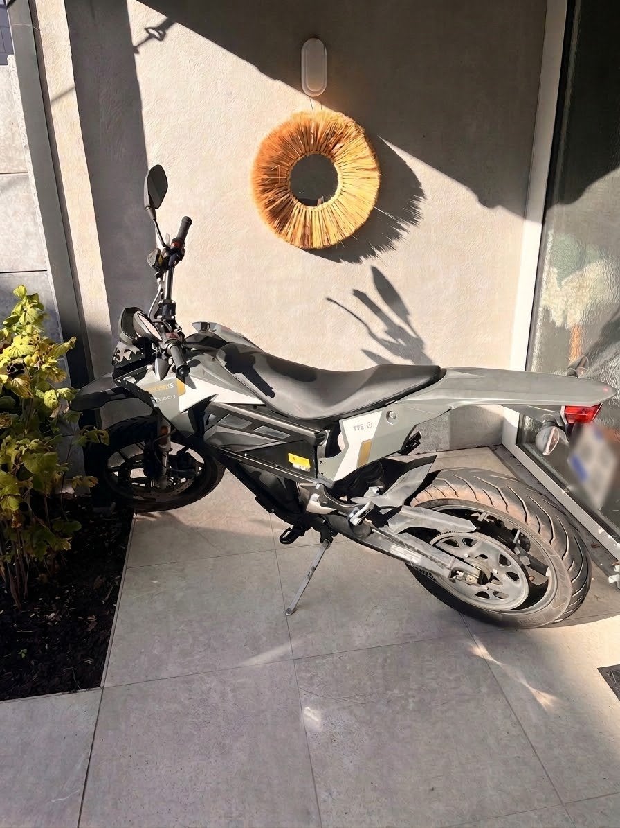Elektrische moto (ZERO FXS 125cc), Motoren, Particulier, 125 cc