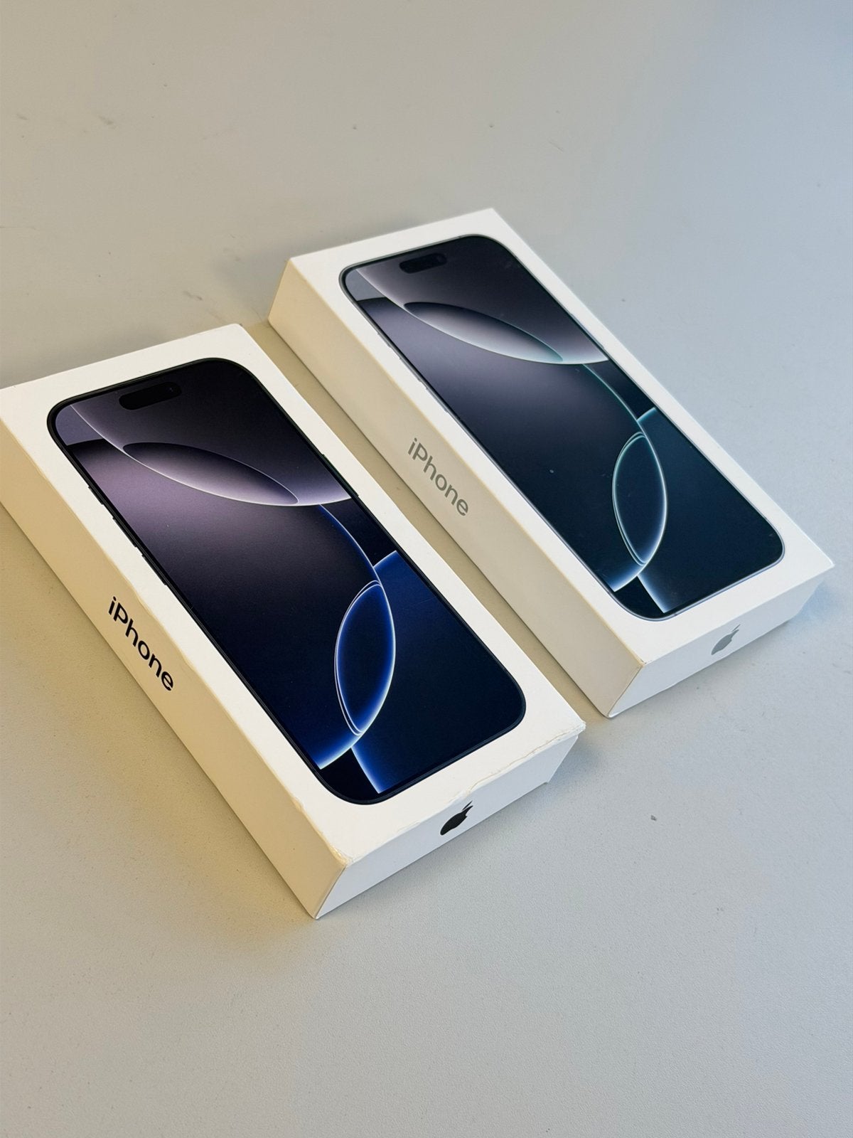 Boîte d'origine avec câble pour Apple iPhone 16/16 Pro Max, Enlèvement ou Envoi, Utilisé, Apple