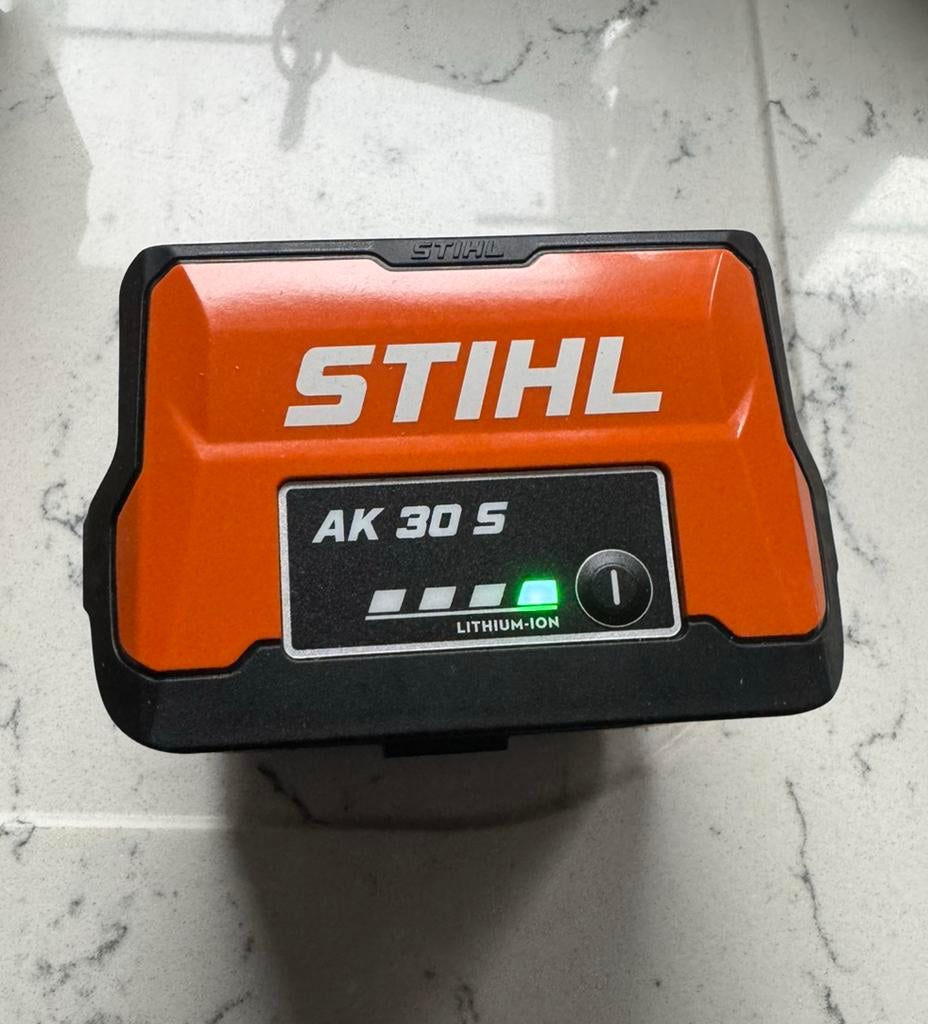 Nieuwe Stihl AK 30 S accu, Ophalen of Verzenden, Nieuw