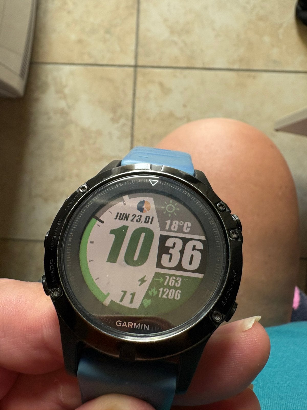 Garmin fenix 5 sapphire met gps, Handtassen en Accessoires, Sporthorloges, Gebruikt, Zwart, Ophalen of Verzenden, Waterdicht