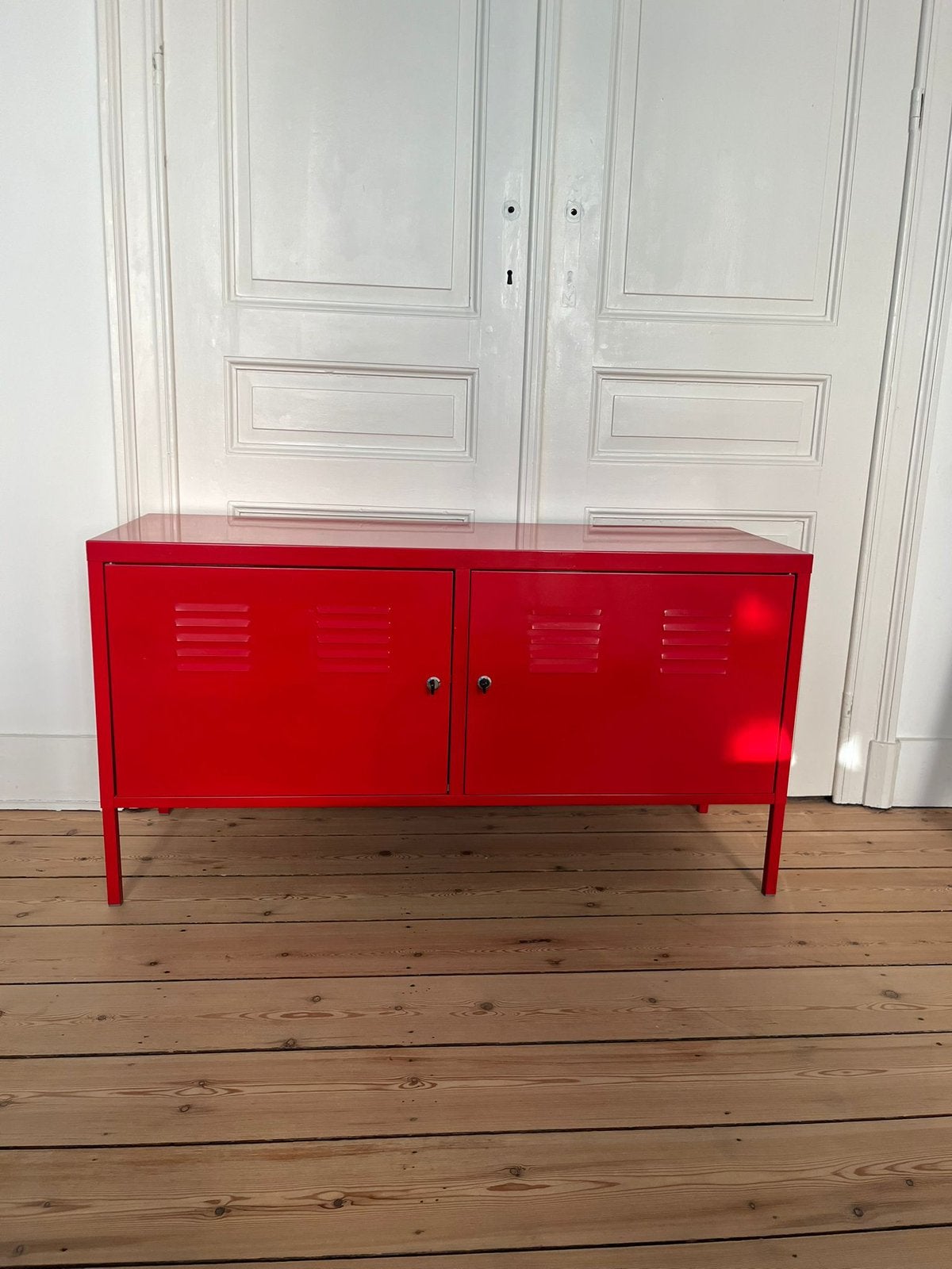 Casier métallique IKEA PS rouge, Maison & Meubles, Armoires | Casiers, Enlèvement, Utilisé