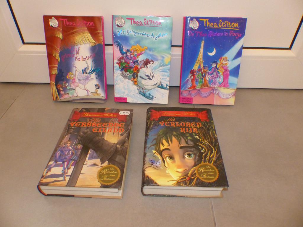 Dikke boeken Thea & Geronimo Stilton à € 7/stuk, Boeken, Ophalen of Verzenden, Zo goed als nieuw