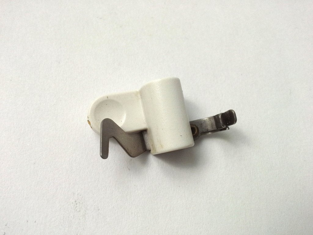 Enfile-aiguille pour machine à coudre Singer 6416, Hobby en Vrije tijd, Ophalen, Gebruikt, Accessoires, Singer