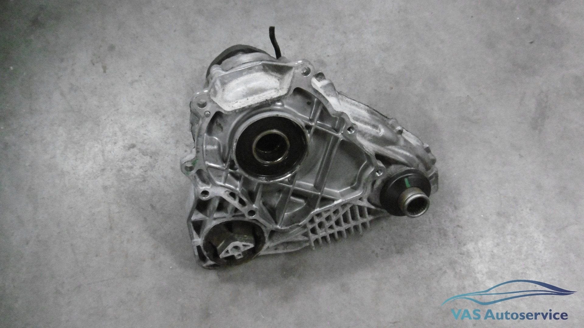 Tussenbak BMW ATC45L  27 10 5 A37 1E2, -, -, Origine de la pièce connue, Enlèvement