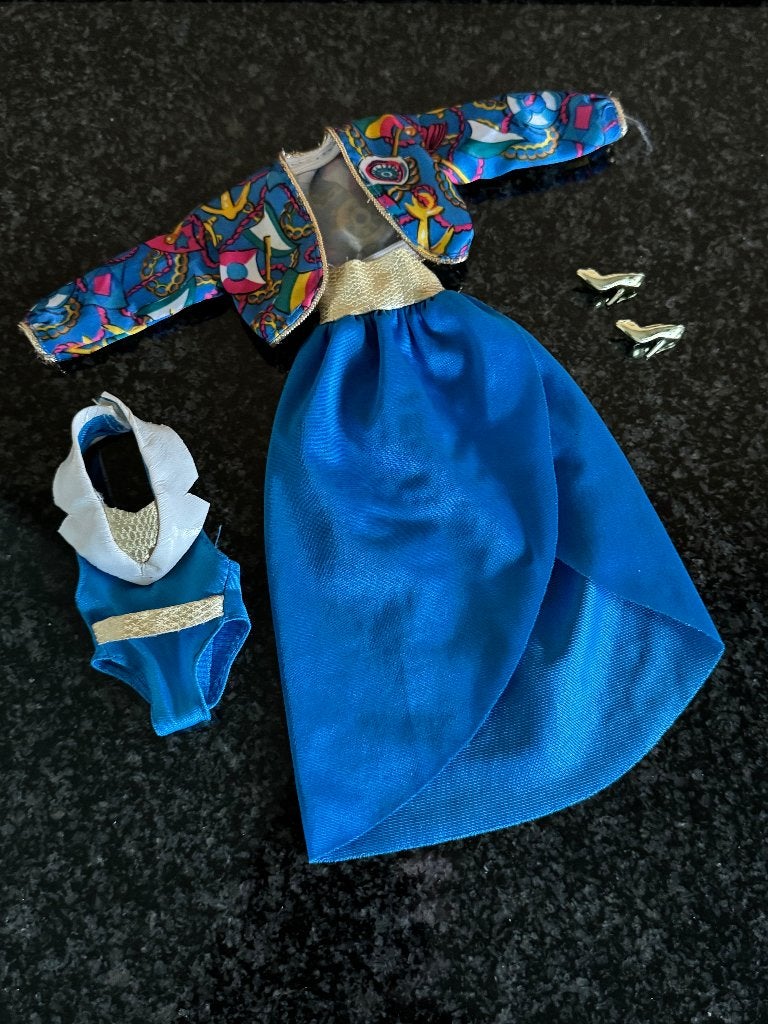 Barbie 1992 Sea Holiday outfit ( vintage ), Ophalen of Verzenden, Gebruikt, Kleertjes