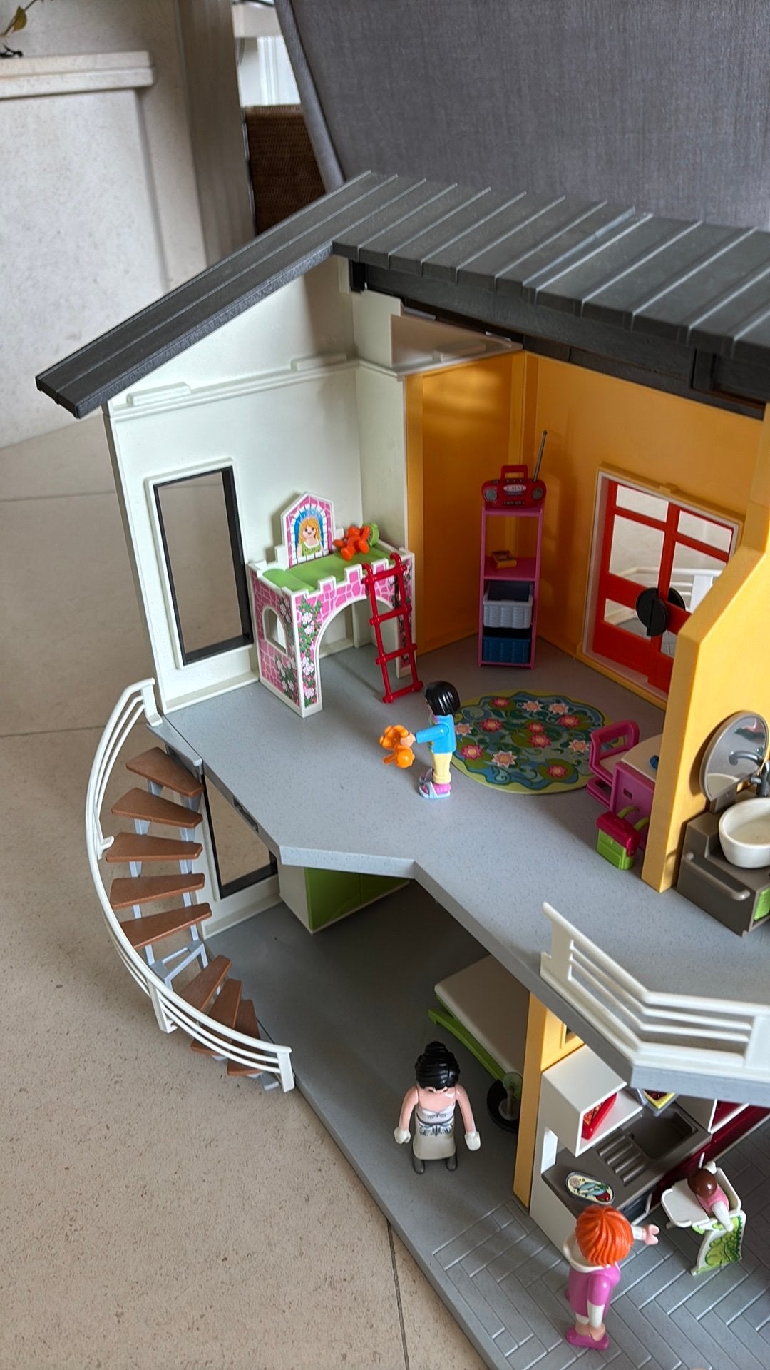 Playmobil huis met verschillende accessoires, Ophalen, Zo goed als nieuw