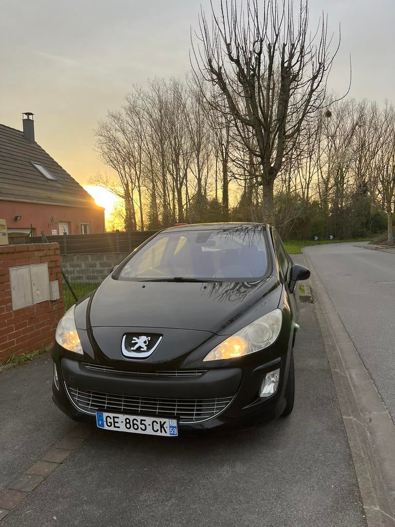 Peugeot 308 1.6hdi 90 2009, Auto's, Zwart, Zwart, Te koop
