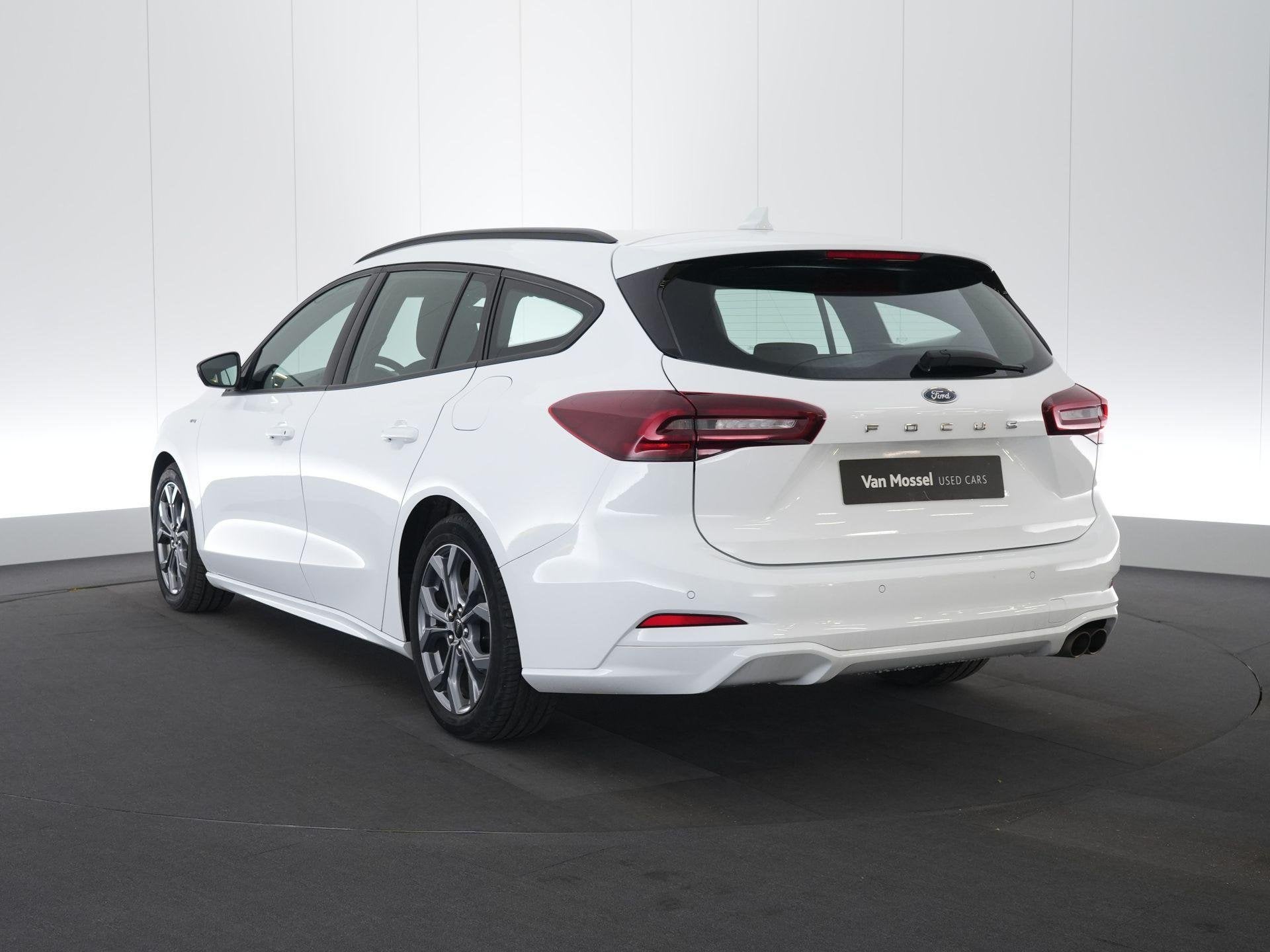 Ford Focus Clipper 1.0i EcoBoost MHEV 92kW ST-Line, Auto's, Stof, Gebruikt, Automatische klimaatregeling, Wit