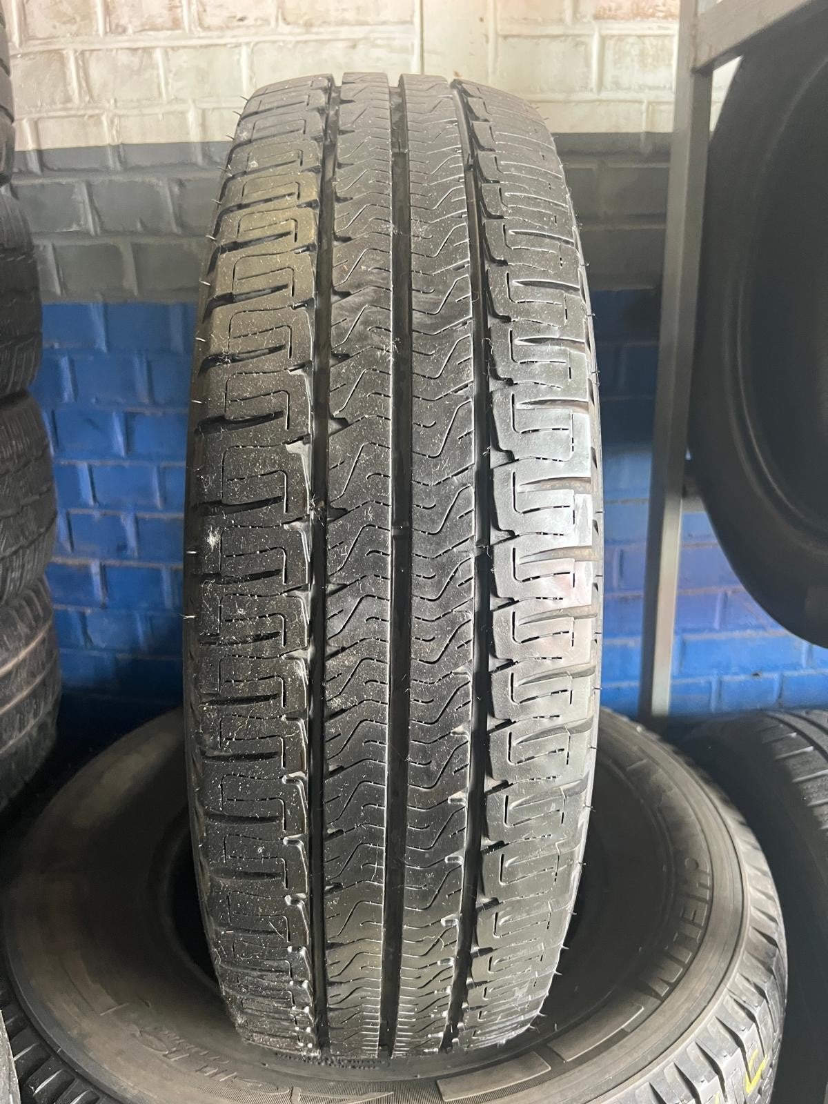 215 60 17c Michelin avec montage et équilibrage, Ophalen