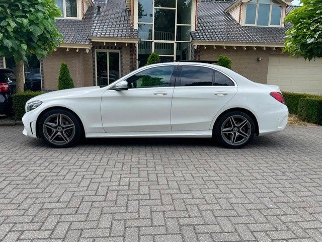 Mercedes-Benz C-klasse 200 d AMG LINE PANO LED NAVI CAMERA, Auto's, Automaat, 4 deurs, Gebruikt, Wit