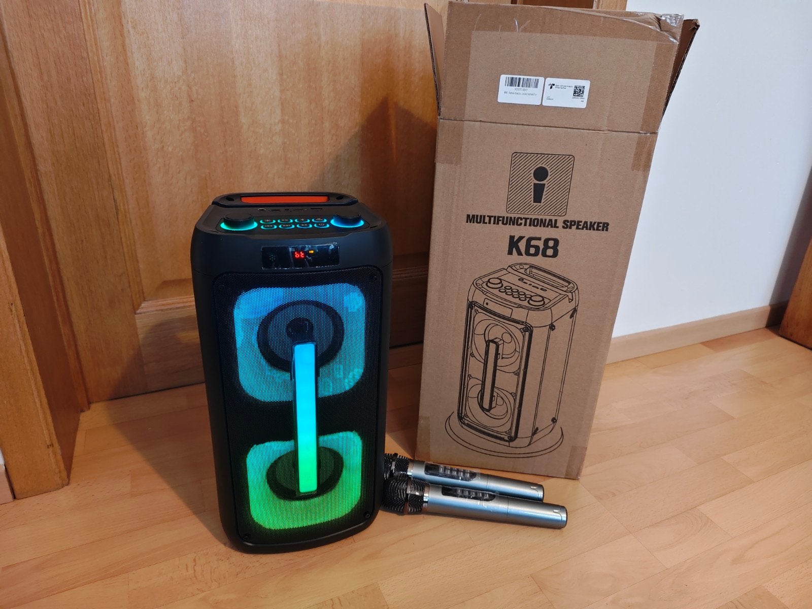 Draagbare Bluetooth-karaoke met 2 microfoons en LED, Ophalen of Verzenden, Nieuw, Complete set