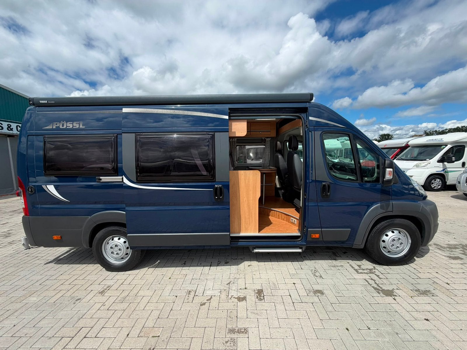 PÖSSL ROADCRUISER | LENGTEBEDDEN | AIRCO | IN TOP STAAT |, Caravans en Kamperen, Mobilhomes, Buscamper of Camperbus, Ringverwarming