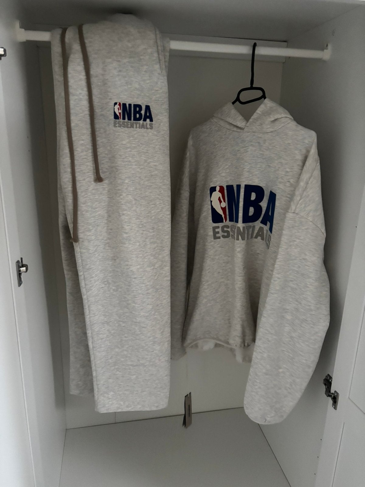 Essentials Nba, Kleding | Heren, Heren-kledingpakketten, Ophalen, Zo goed als nieuw, Maat 52/54 (L)