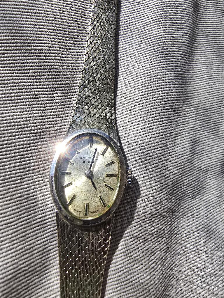 Pontiac dameshorloge Vintage - 3 sterren met code op kast, Bijoux, Sacs & Beauté, Montres | Anciennes | Antiquités, Enlèvement ou Envoi