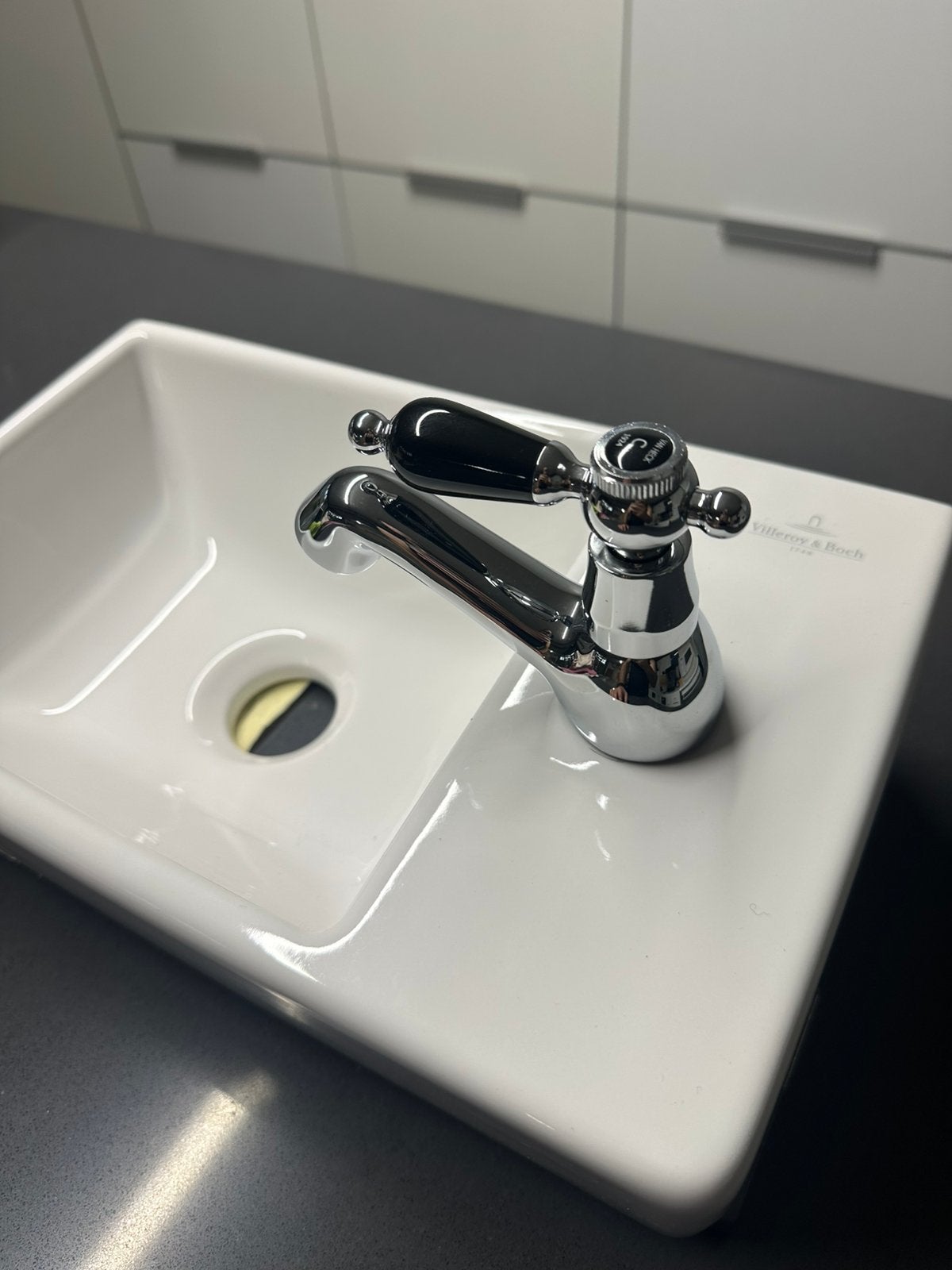 Nieuwe Villeroy & Boch Avento fontein + klassieke kraan, Ophalen, Nieuw