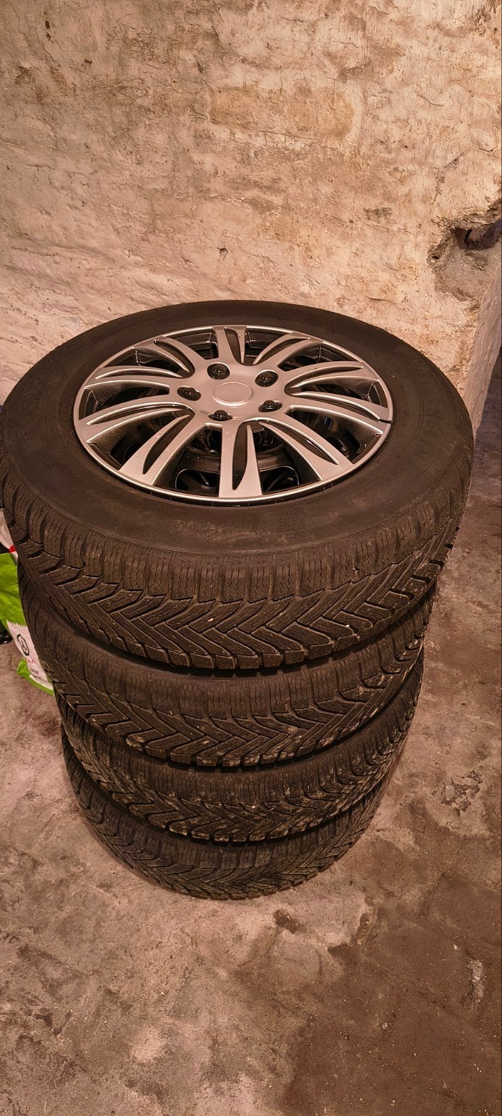 pneus Michelin alpin 6(hiver), Autos : Pièces & Accessoires, Pneus & Jantes, 16 pouces, Véhicule de tourisme, Enlèvement, Utilisé