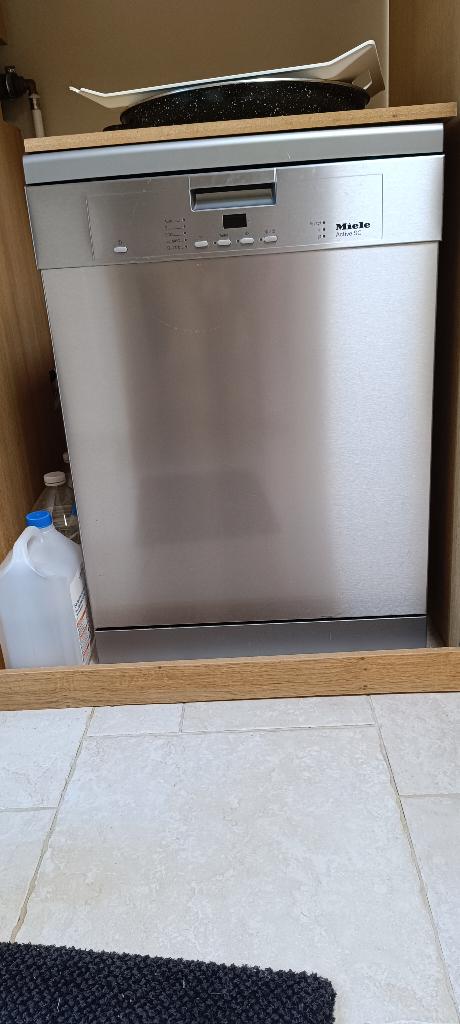 Lave vaisselle miele 60 cm, Electroménager, Lave-vaisselle, Utilisé, À Poser, 85 à 90 cm, 45 à 60 cm, 10 à 14 litres, Classe énergétique A ou plus économe