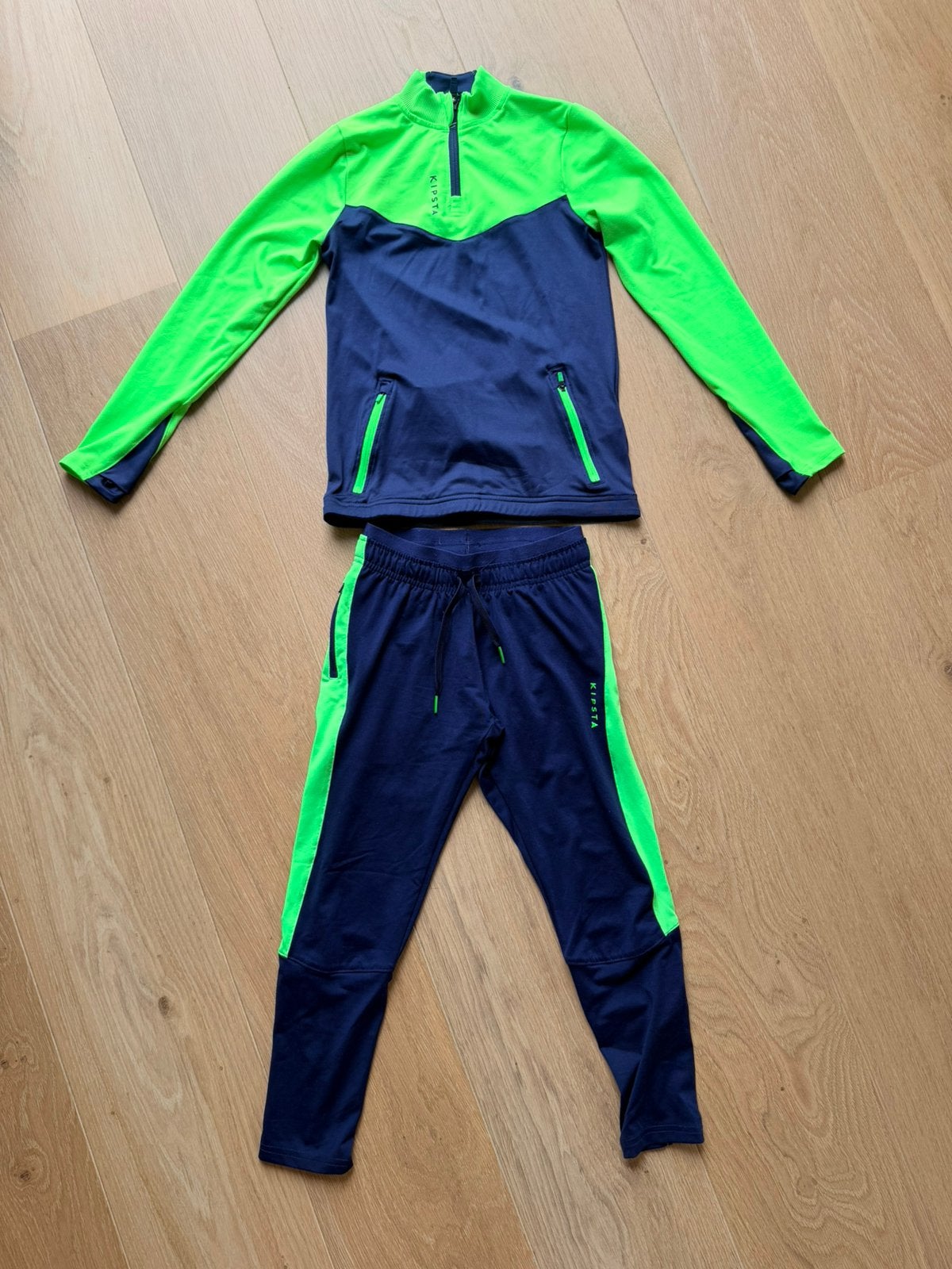 Trainingspak 7-8-9 jaar van Kipsta van Decathlon, Ophalen of Verzenden, Gebruikt, Jongen of Meisje, Sport- of Zwemkleding