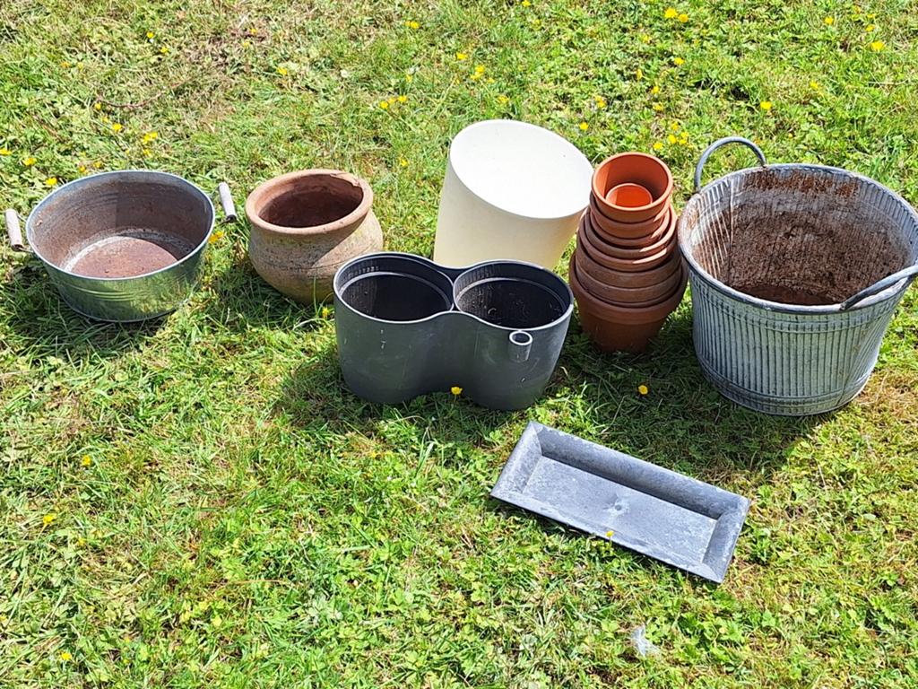 Gratis  bloempotten, Tuin en Terras, Bloempotten, Ophalen