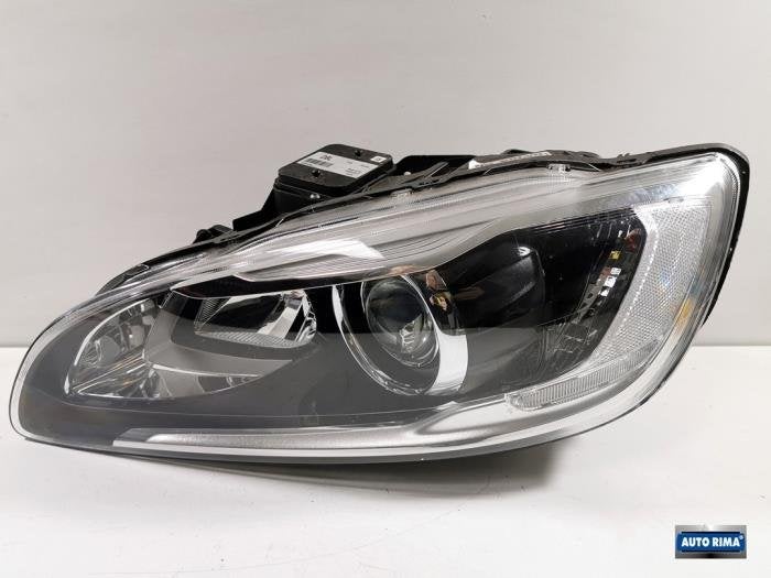 Koplamp links van een Volvo V60, Gebruikt, -, -, Ophalen of Verzenden