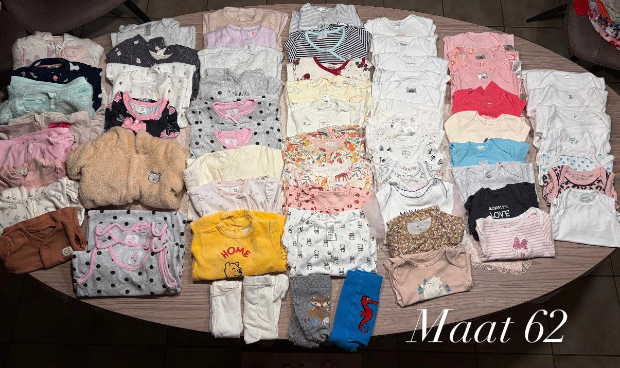 Kleding pakket meisje van maat 62, Kinderen en Baby's, Ophalen, Zo goed als nieuw, Maat 62