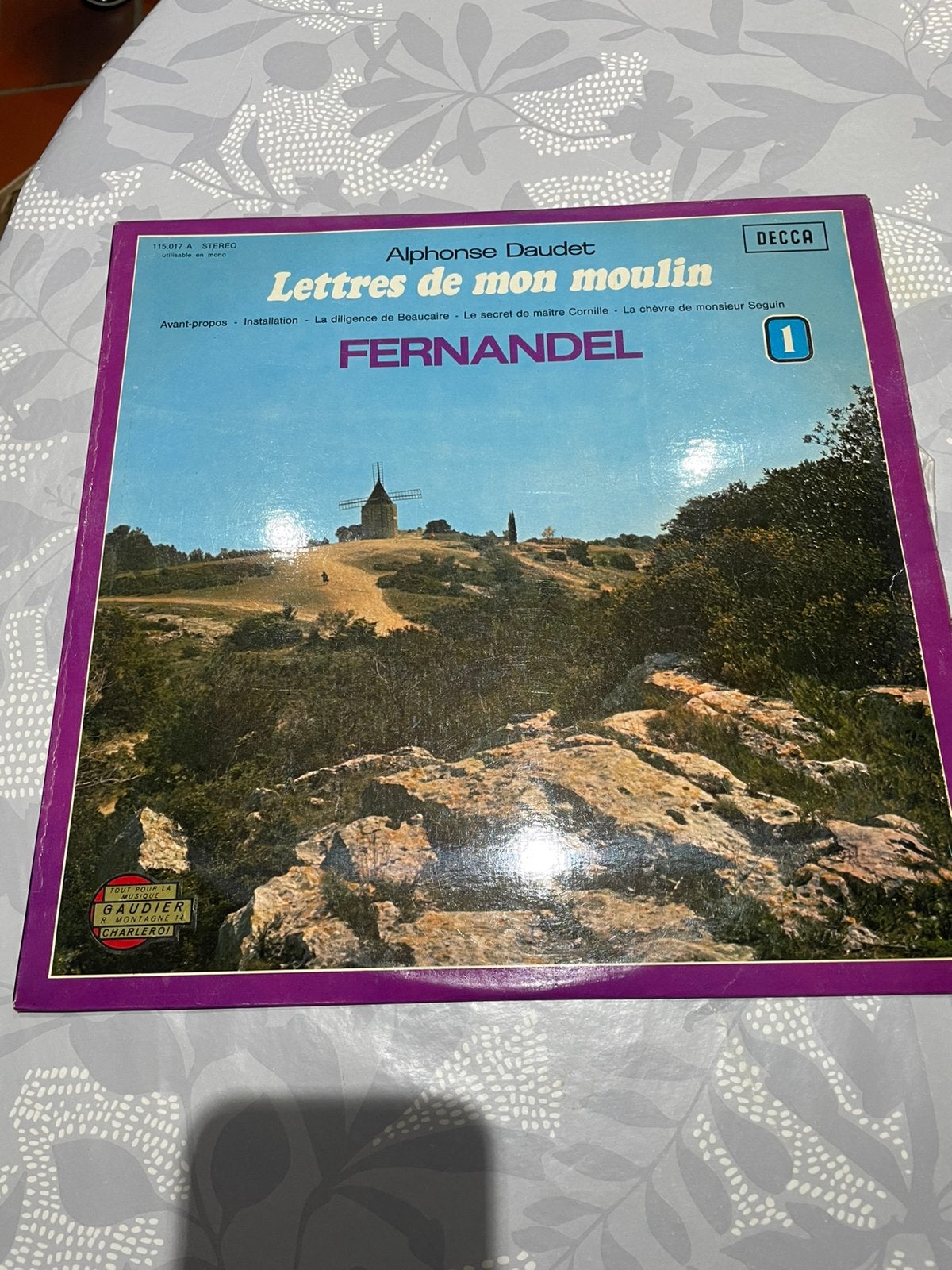 4 disques 33t fernandel, CD & DVD, Vinyles | Musique du monde, Enlèvement, Comme neuf